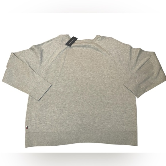 NWT Tommy Hilfiger sweater-XL - Picture 2 of 5